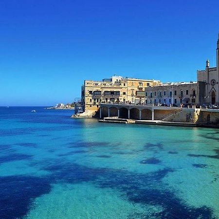 Idyllic Apartment Steps From The Promenade Sliema Exterior photo